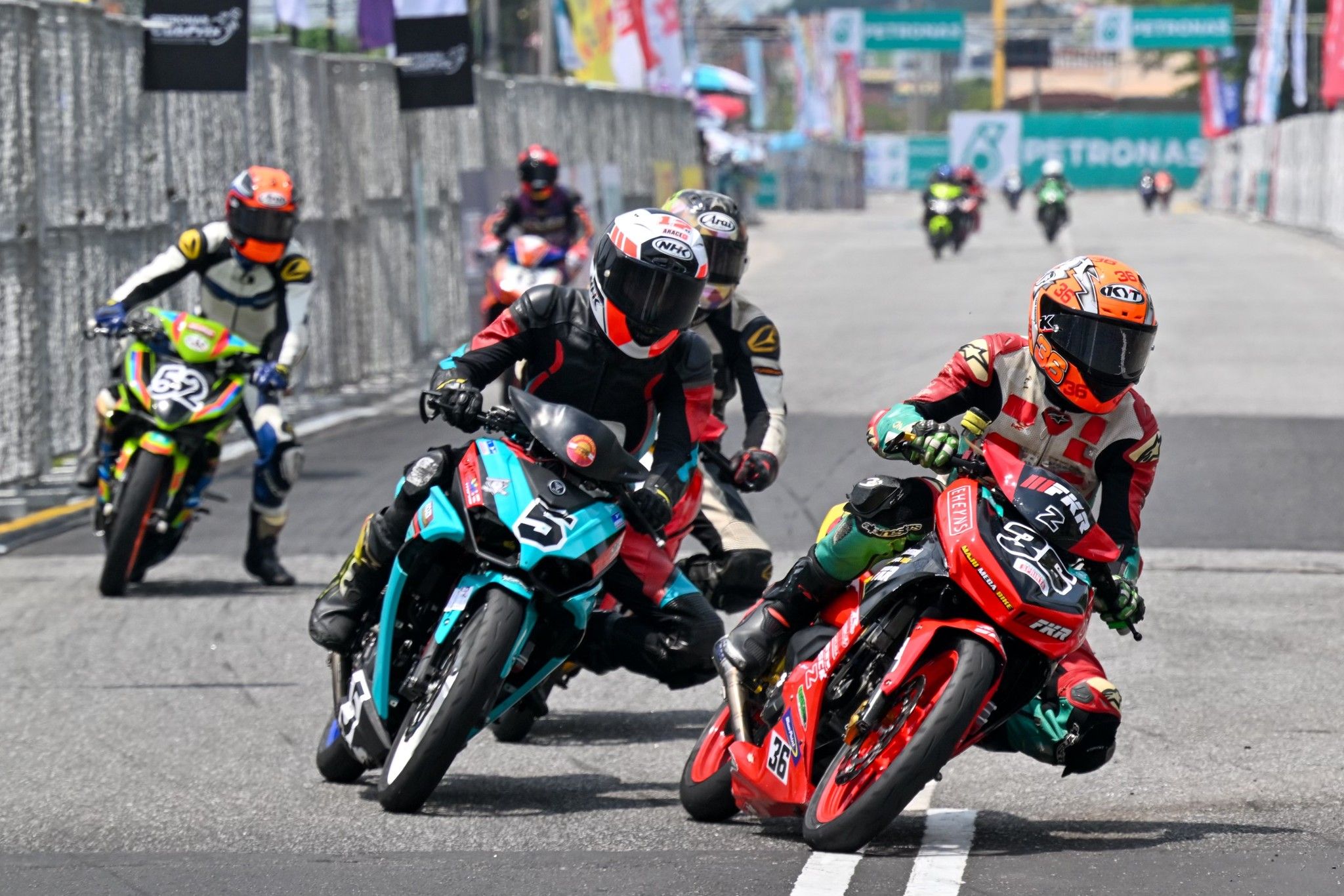 KEJUARAAN PETRONAS MALAYSIAN CUB PRIX DI TELUK INTAN PUSINGAN KE-4